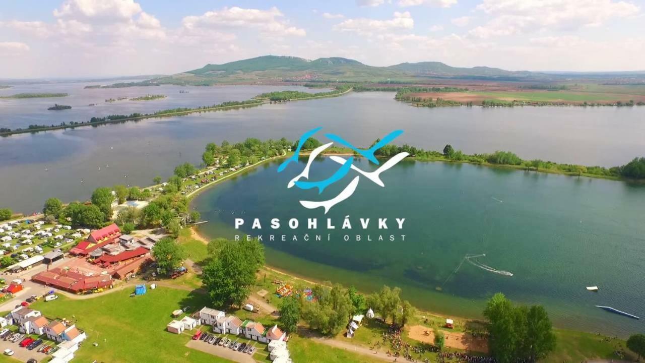 Penzion U Raka Pasohlávky Buitenkant foto
